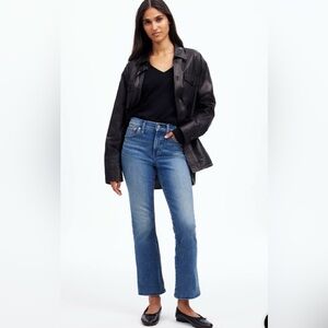 Madewell Tall Kick Out Crop Jeans in Oneida Wash